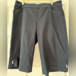 Coral Bay Women's black Bermudas